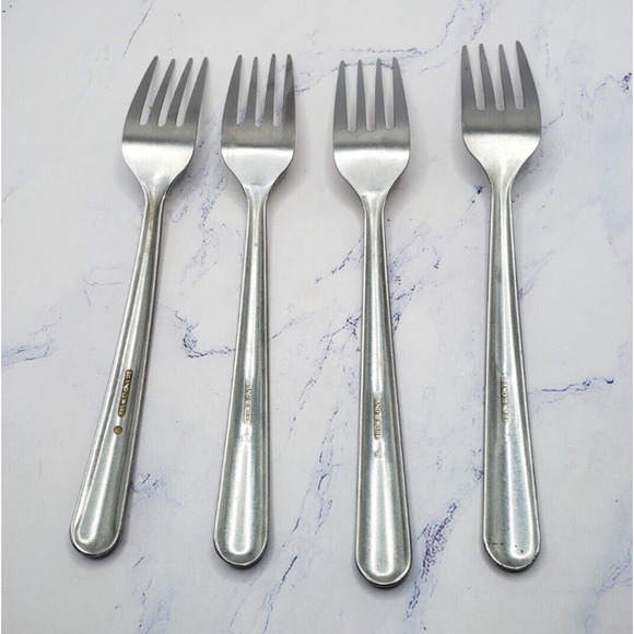 4 Pack Dominion Dinner Forks Stainless Steel Fork Brand Ware Flatware - Picture 2 of 9